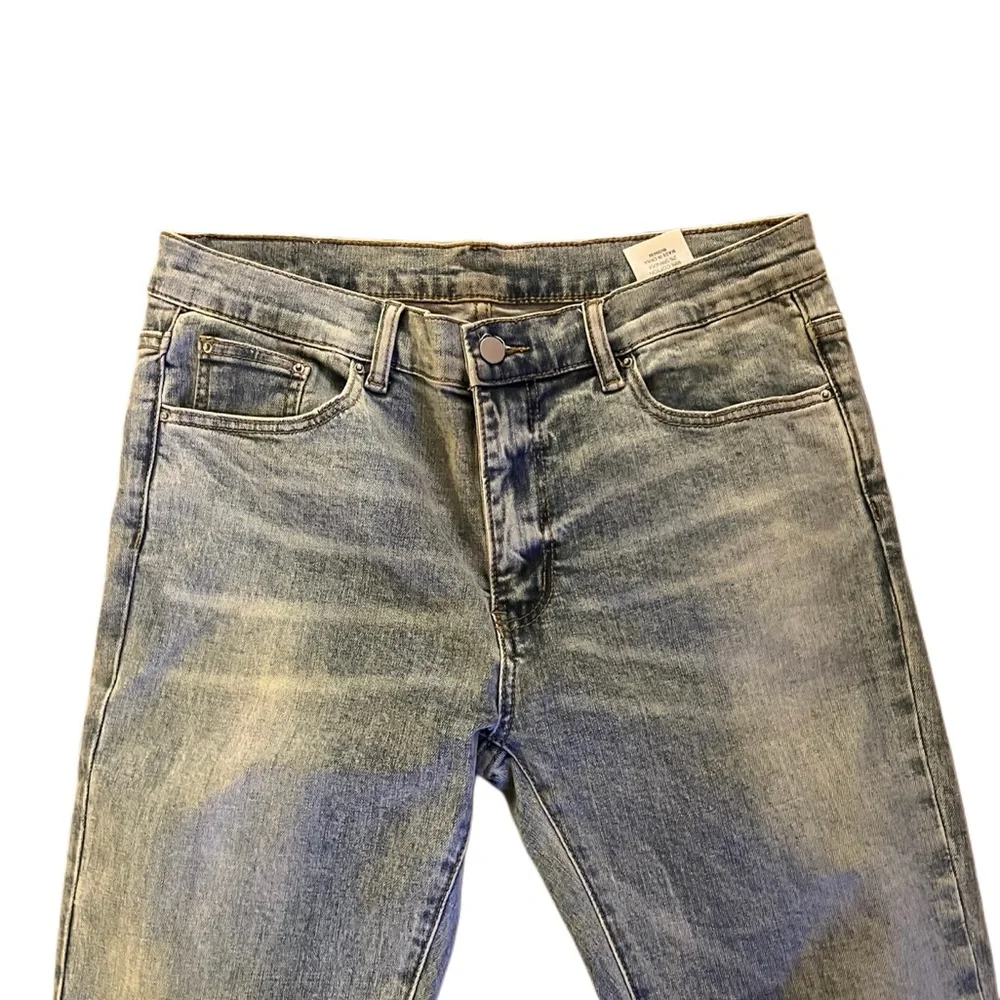 MNML cotton constructed that
